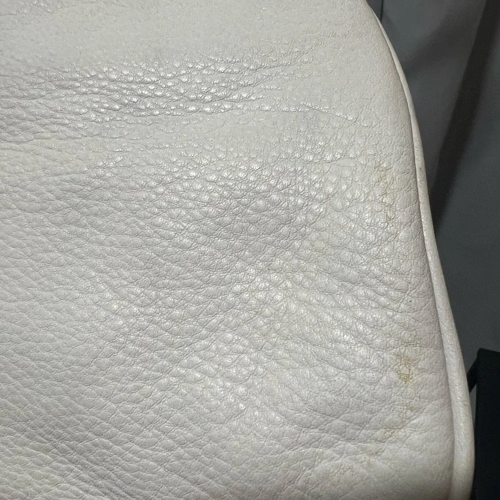 Calvin Klein Cream Shoulder Bag with Elegant Design - Picture 9 of 12
